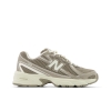 New Balance 740