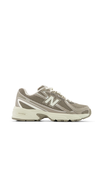 New Balance 740