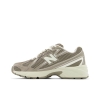 New Balance 740