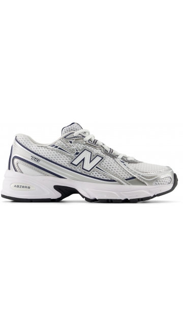 New Balance 740