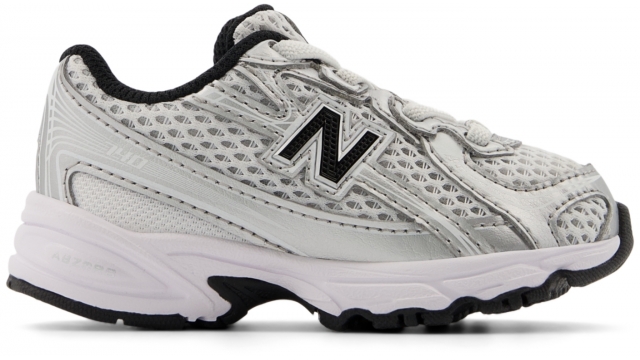 New Balance 740