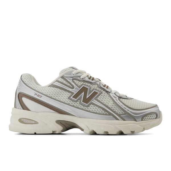 New Balance 740