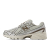 New Balance 740