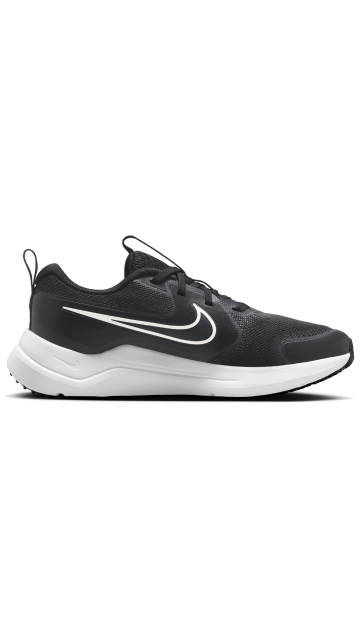 Nike Cosmic Runner
